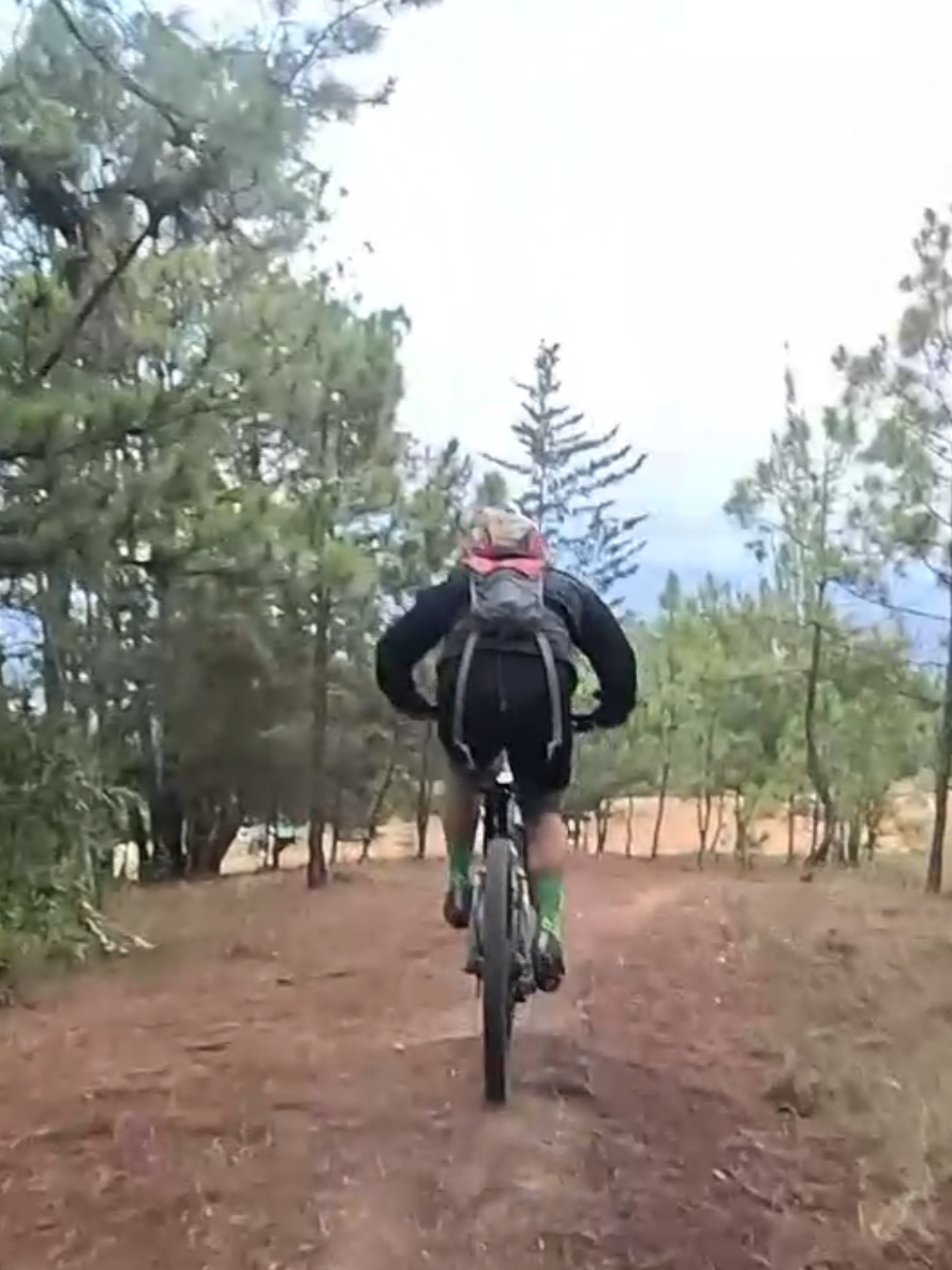 @El chico🫠misterioso??🚲