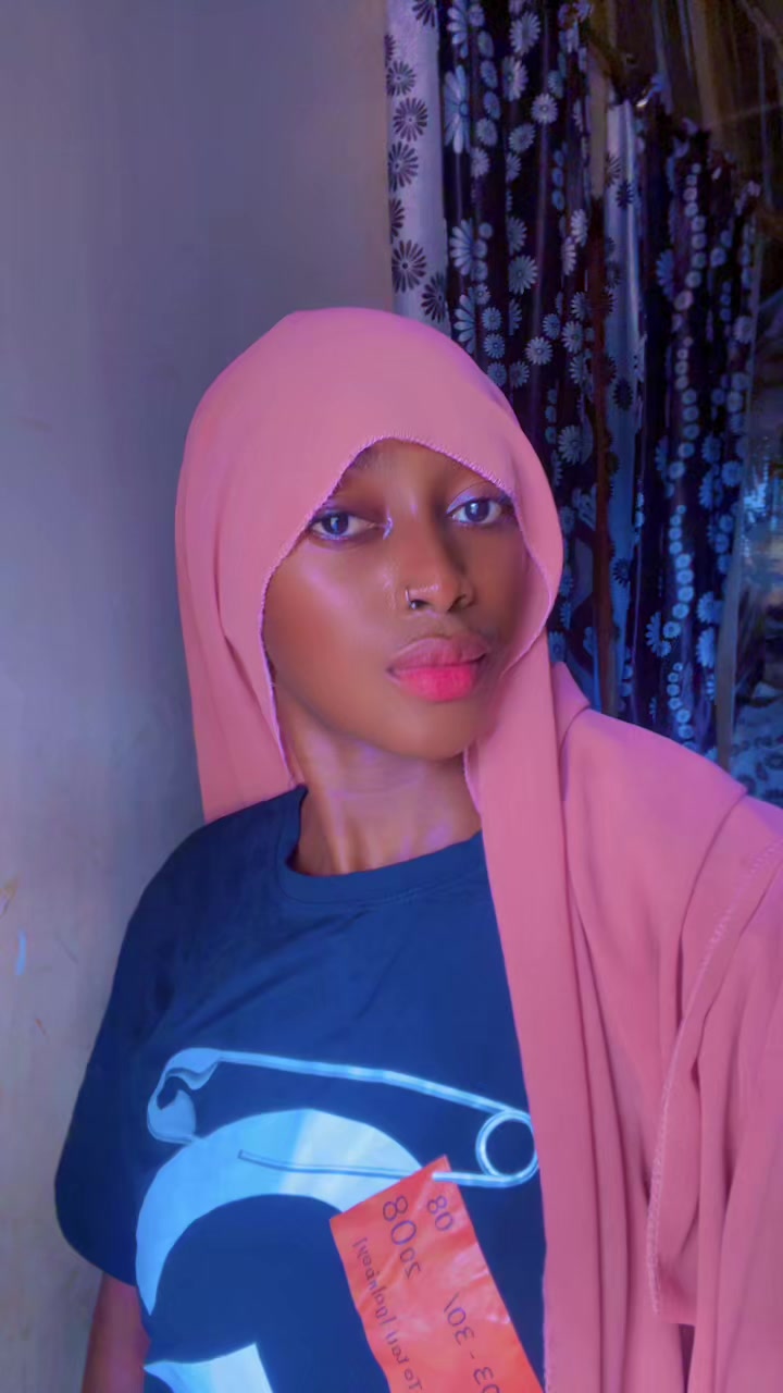 @Chartceesay