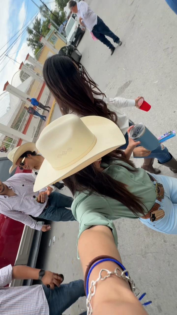 @Lozanito🐮🌽