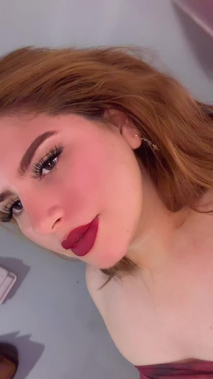 @N A Y D E L I N &hearts;️
