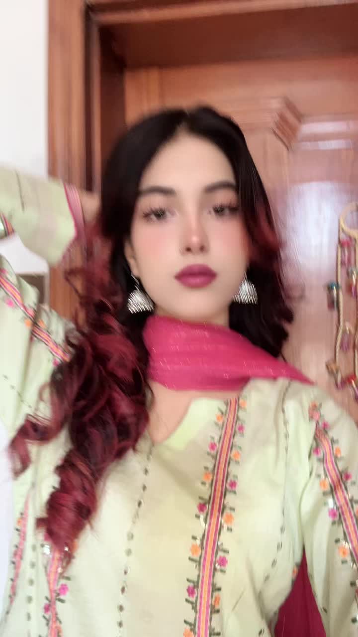 @Neha👾