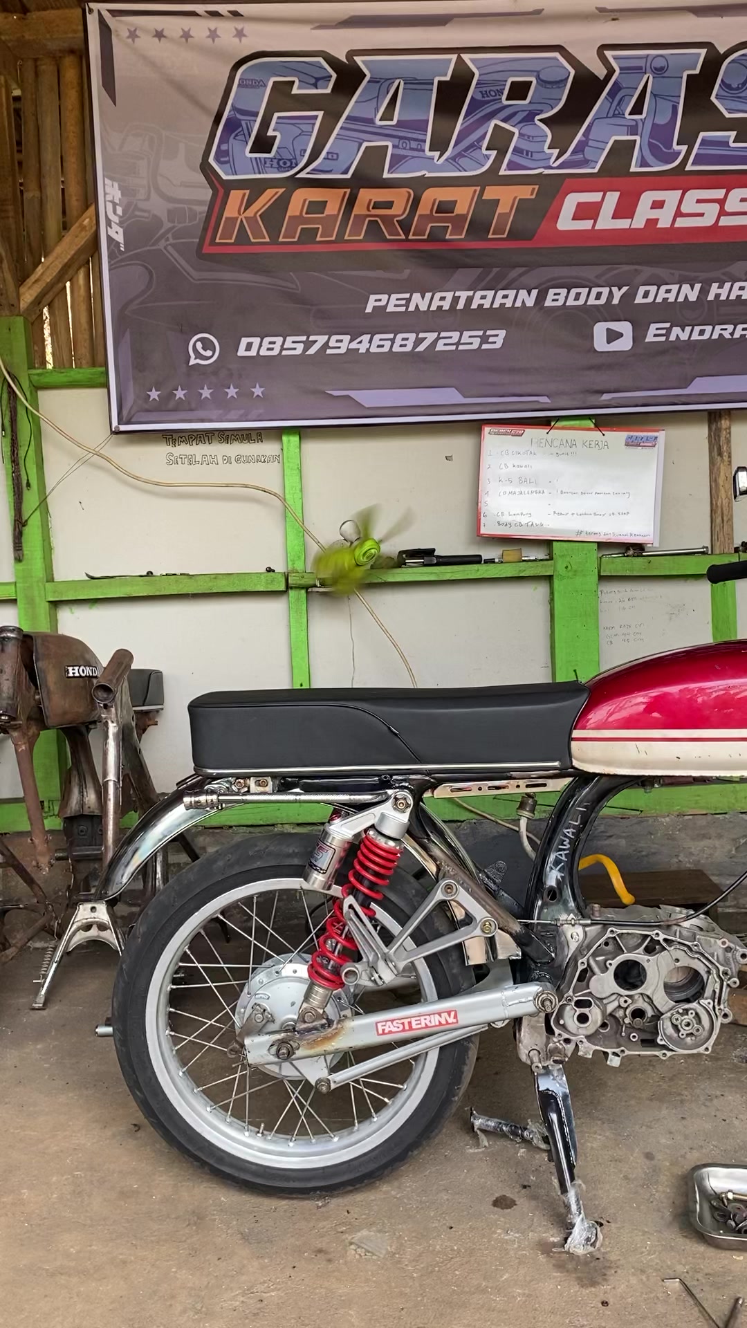 @GARASI KARAT CLASIC