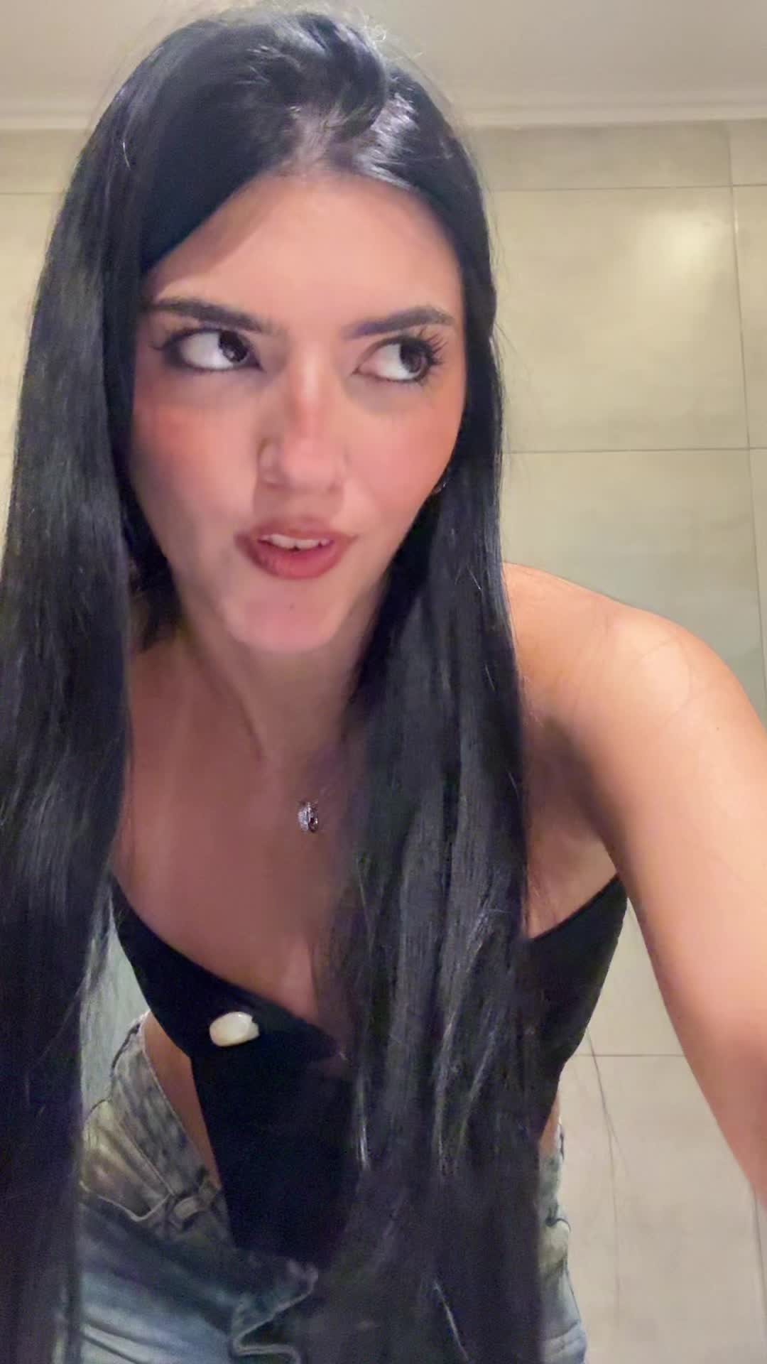 @Carli🖤