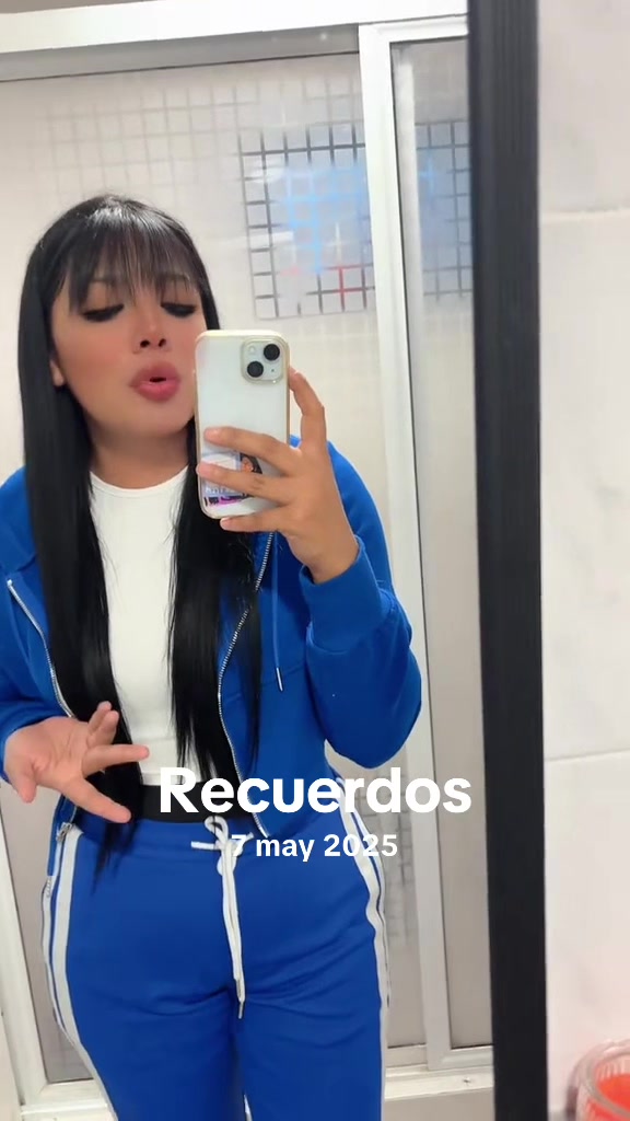 @Noemi