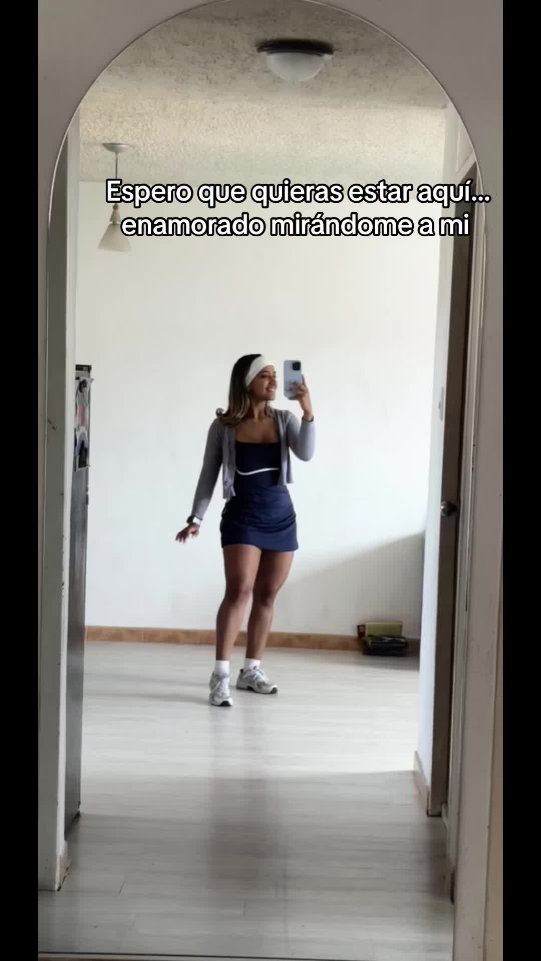 @eynnispadron