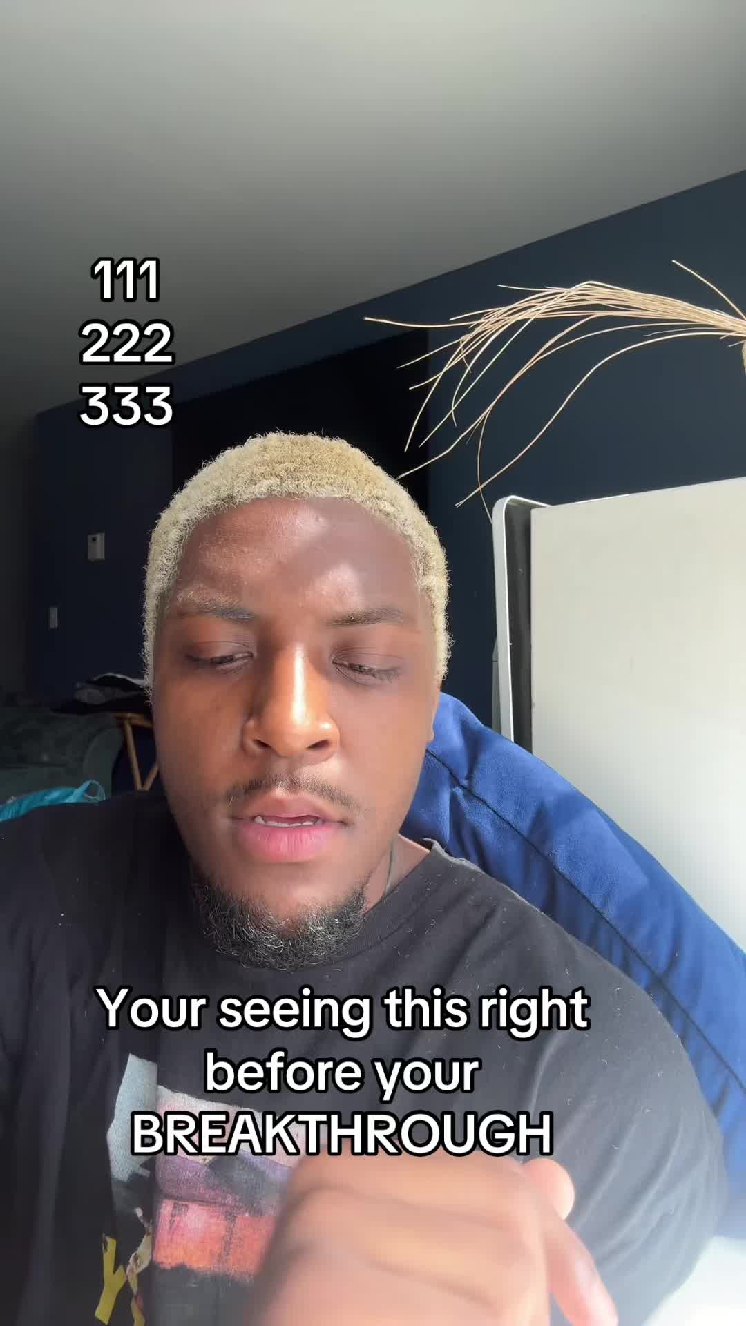 @Cari🦋