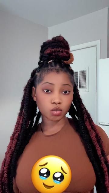 @La_joie610 🇹🇬$$$