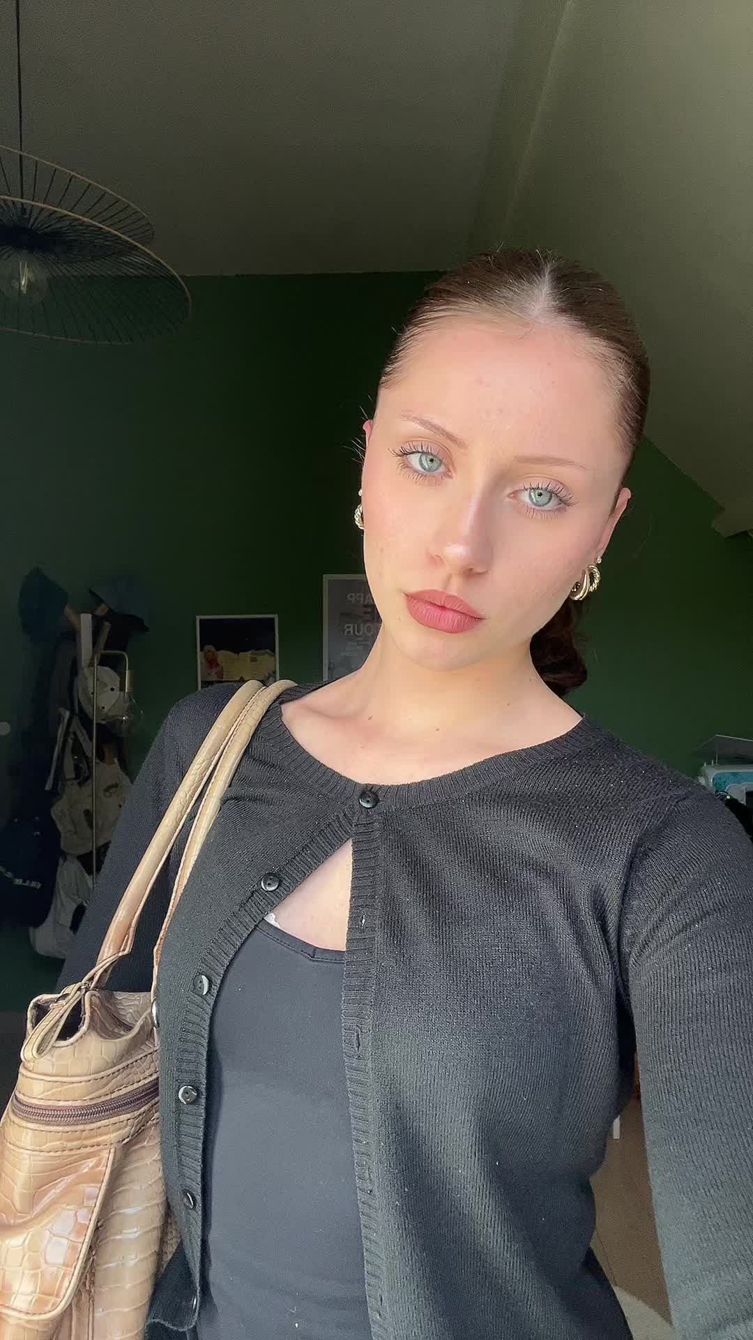 @Pierrette 🦋