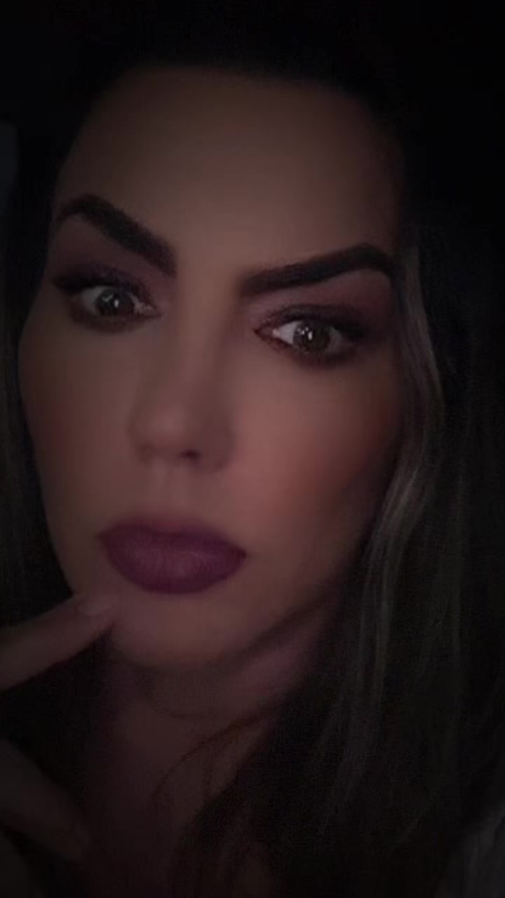 @Vanessa la Vecina