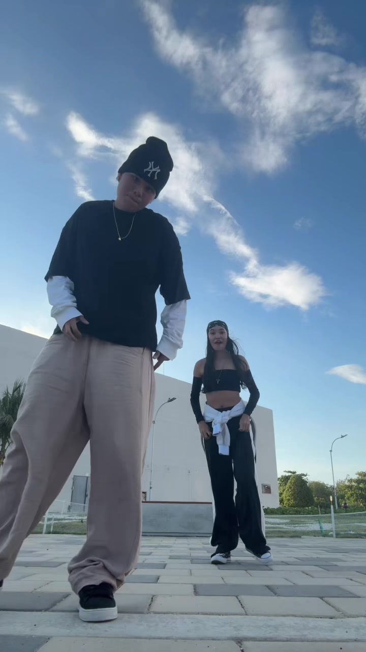 @whoistino