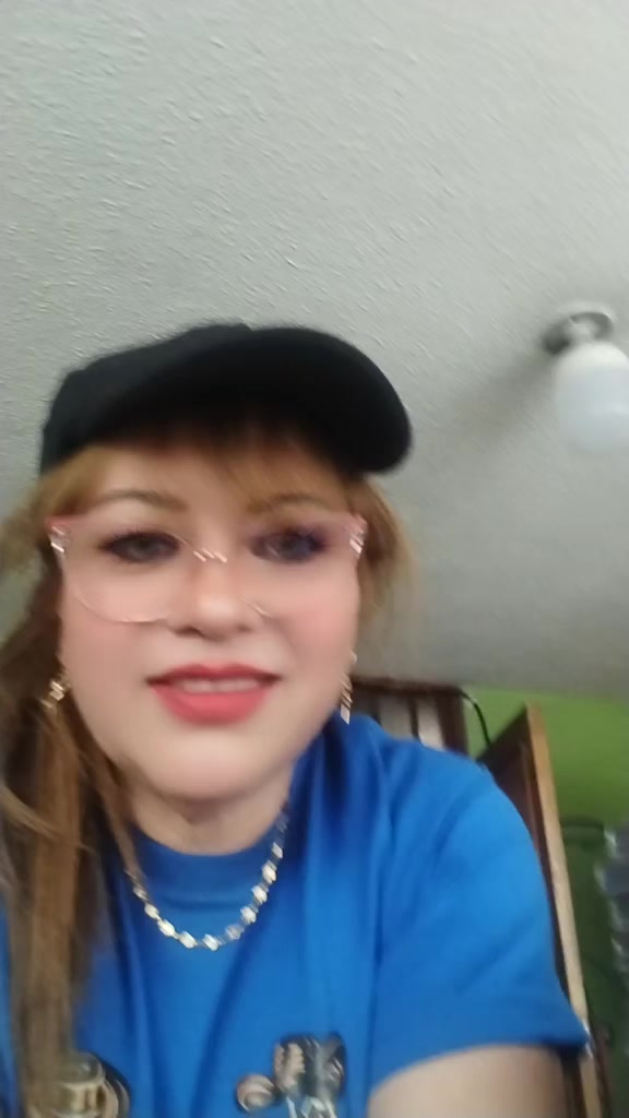 @Adelaida