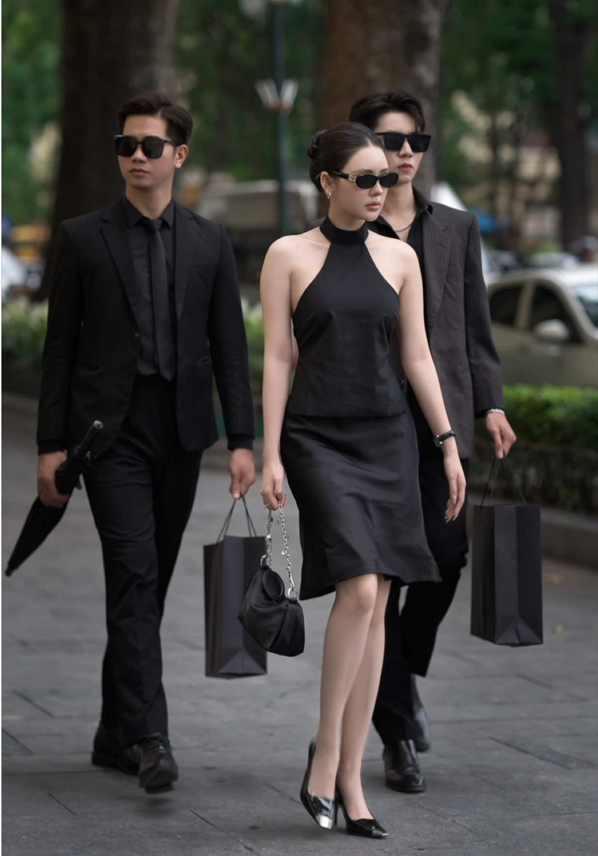 @Nguyễn Hải Yến