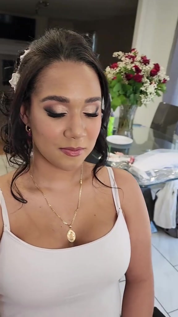 @TheGlamHippie