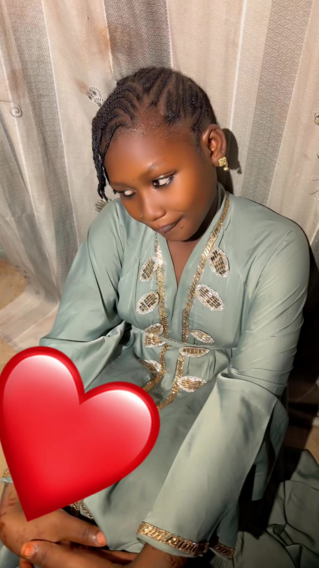 @Awiska Tangara