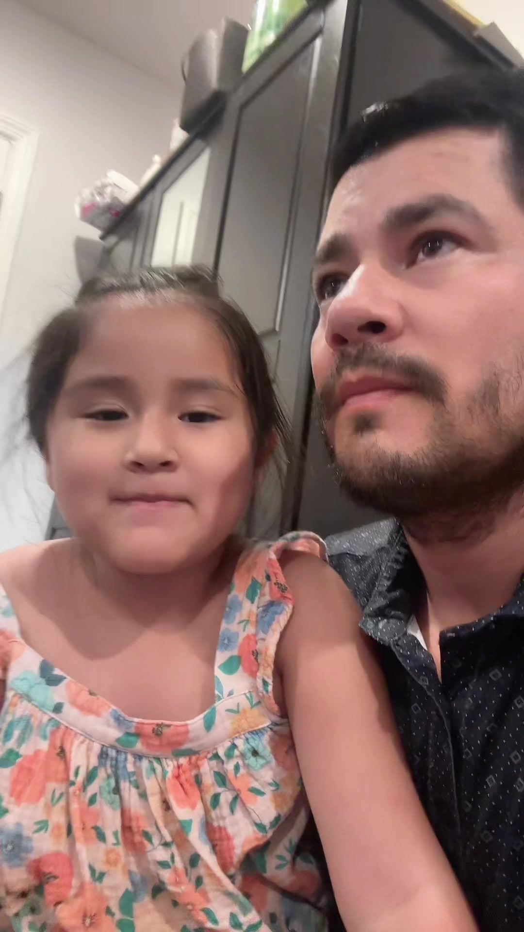 @2,𝙥,PAPÁ D GREY ❤️😍👫