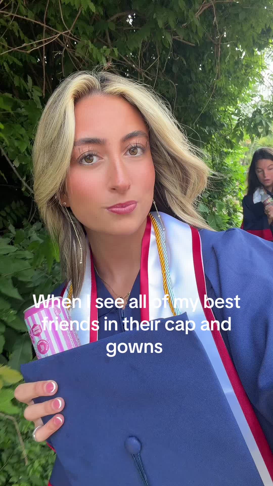@Mia