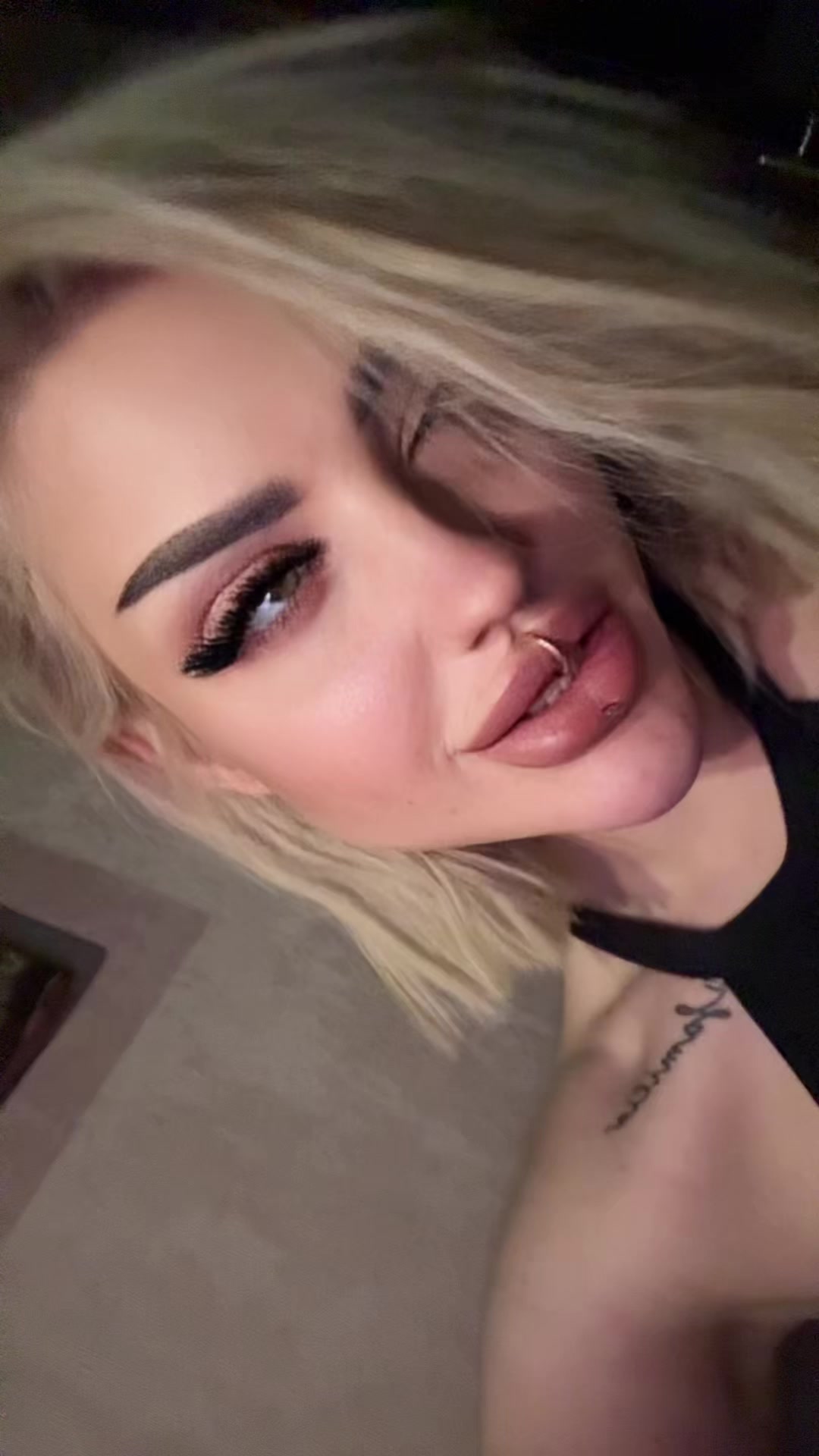 @INST:_independent________