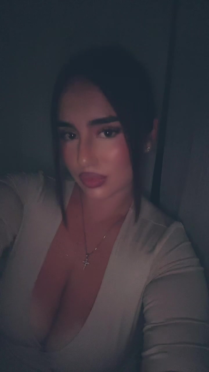 @𝐚𝐧𝐭𝐨𝐧𝐢𝐧𝐚