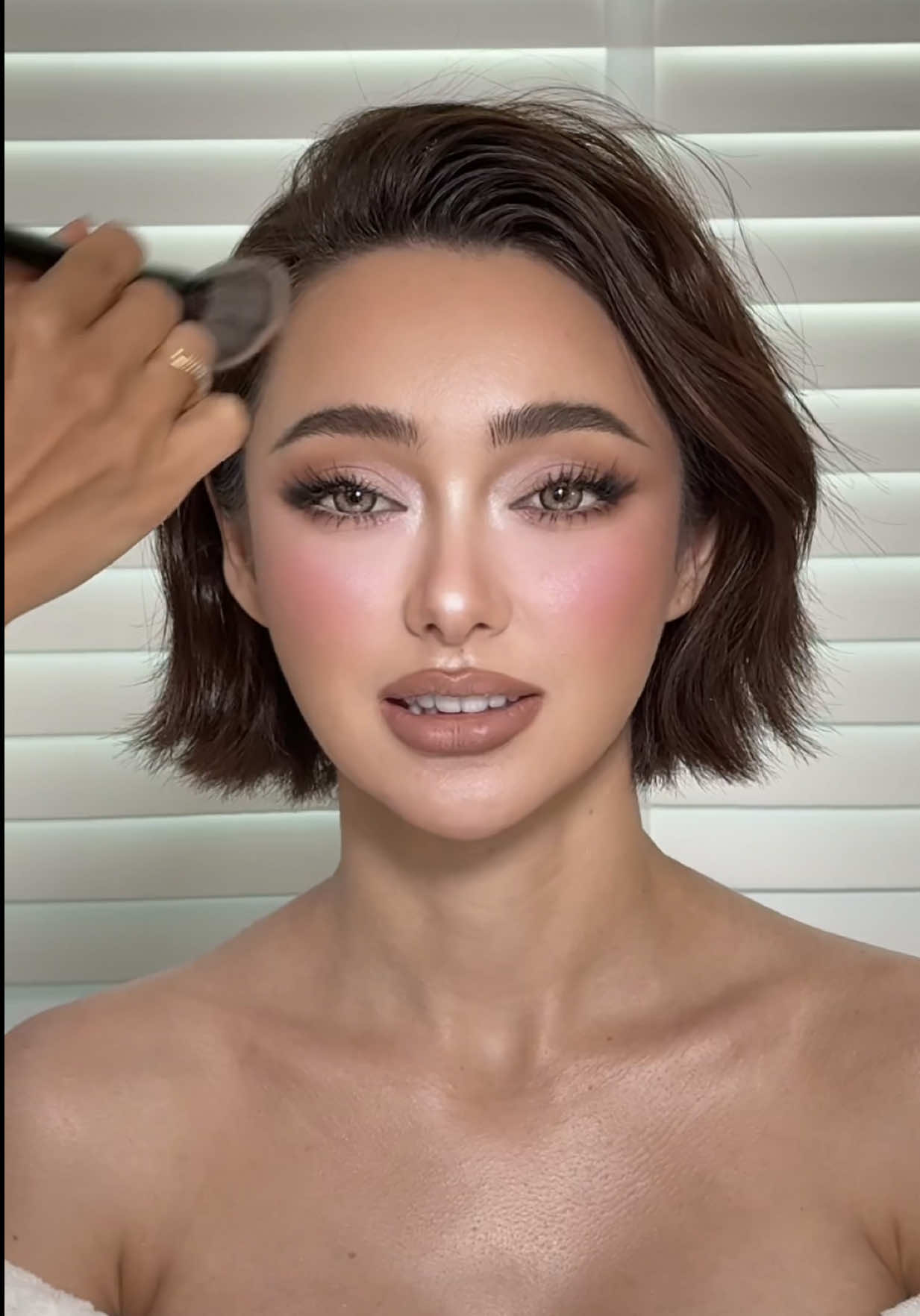 @COSINEMAKEUP