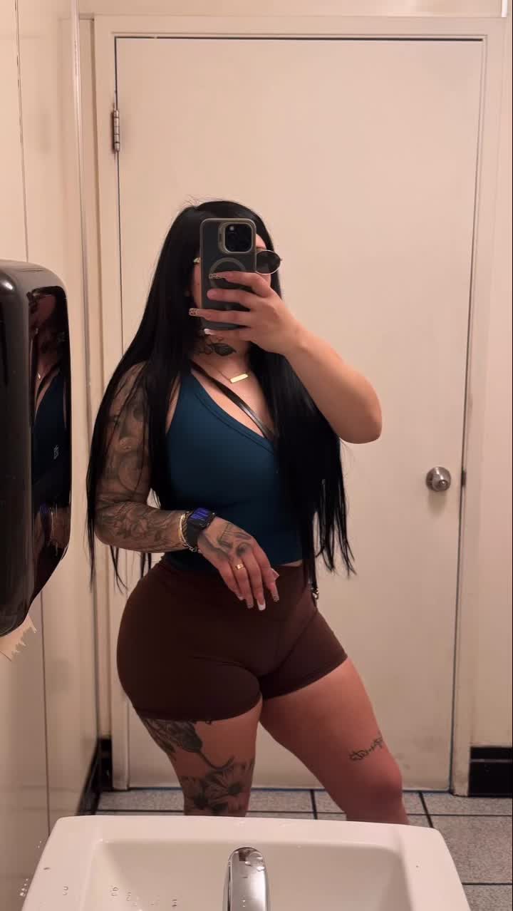 @Mam&iacute;ana