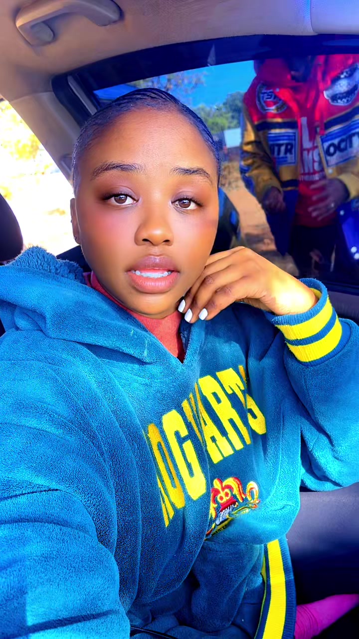@GIRLY 🇧🇼