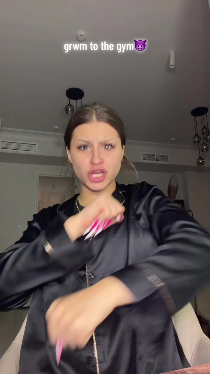 @Госпожа Эвелин Лайф