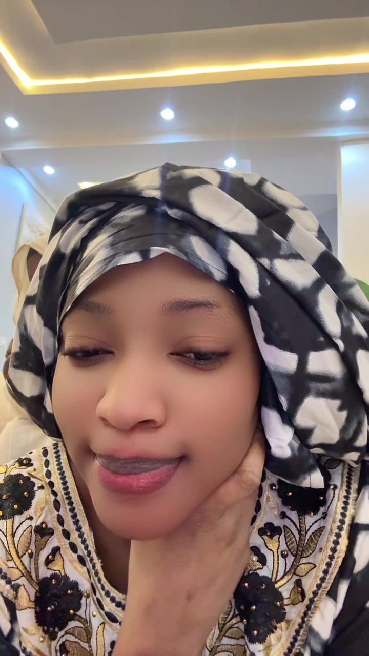 @Djélykaba Bintou