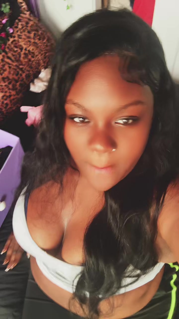 @theylove_zada