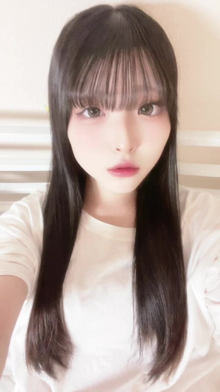 @ゆりな