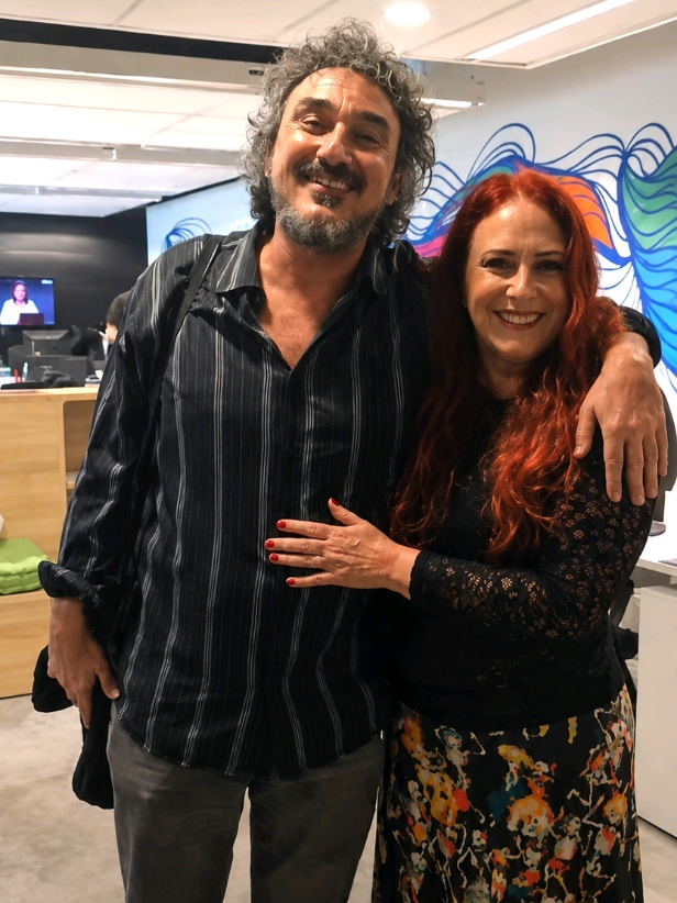 @Leoc&aacute;dia Leal