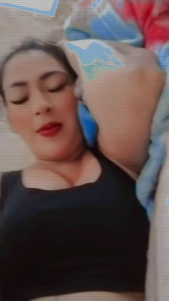 @lizzi alvarado