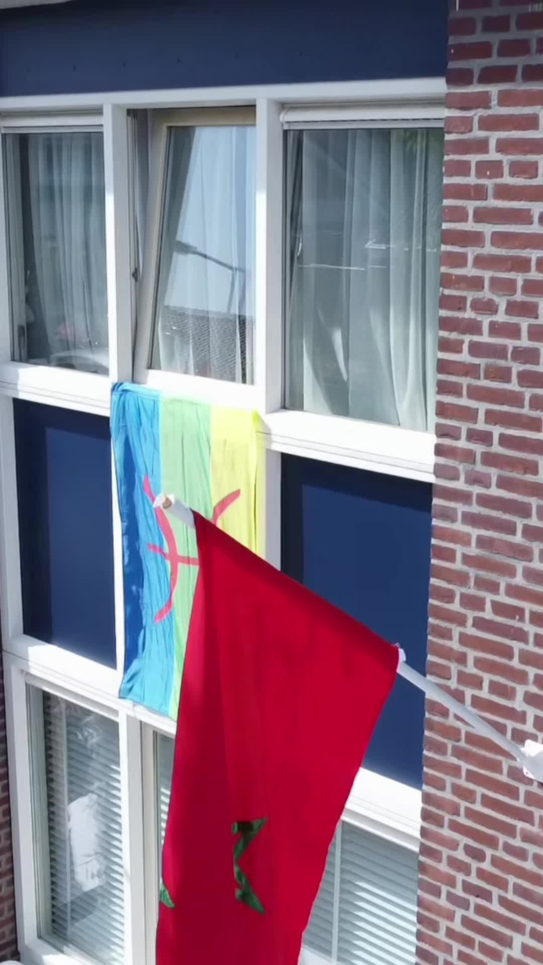 @DroneBySou