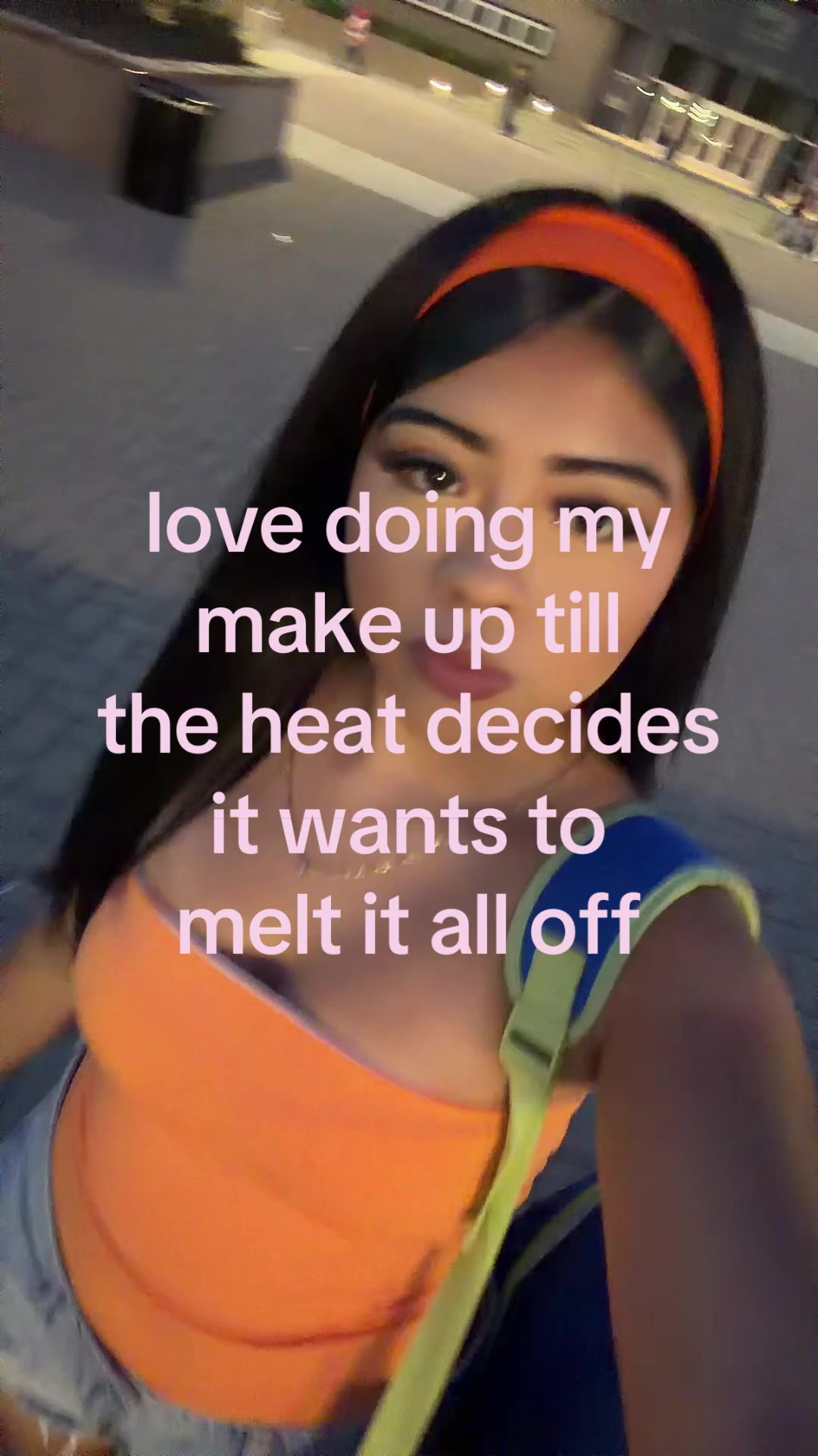 @⃟