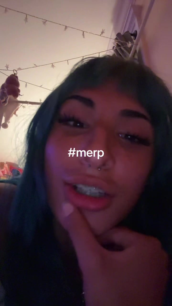 @≽ܫ≼