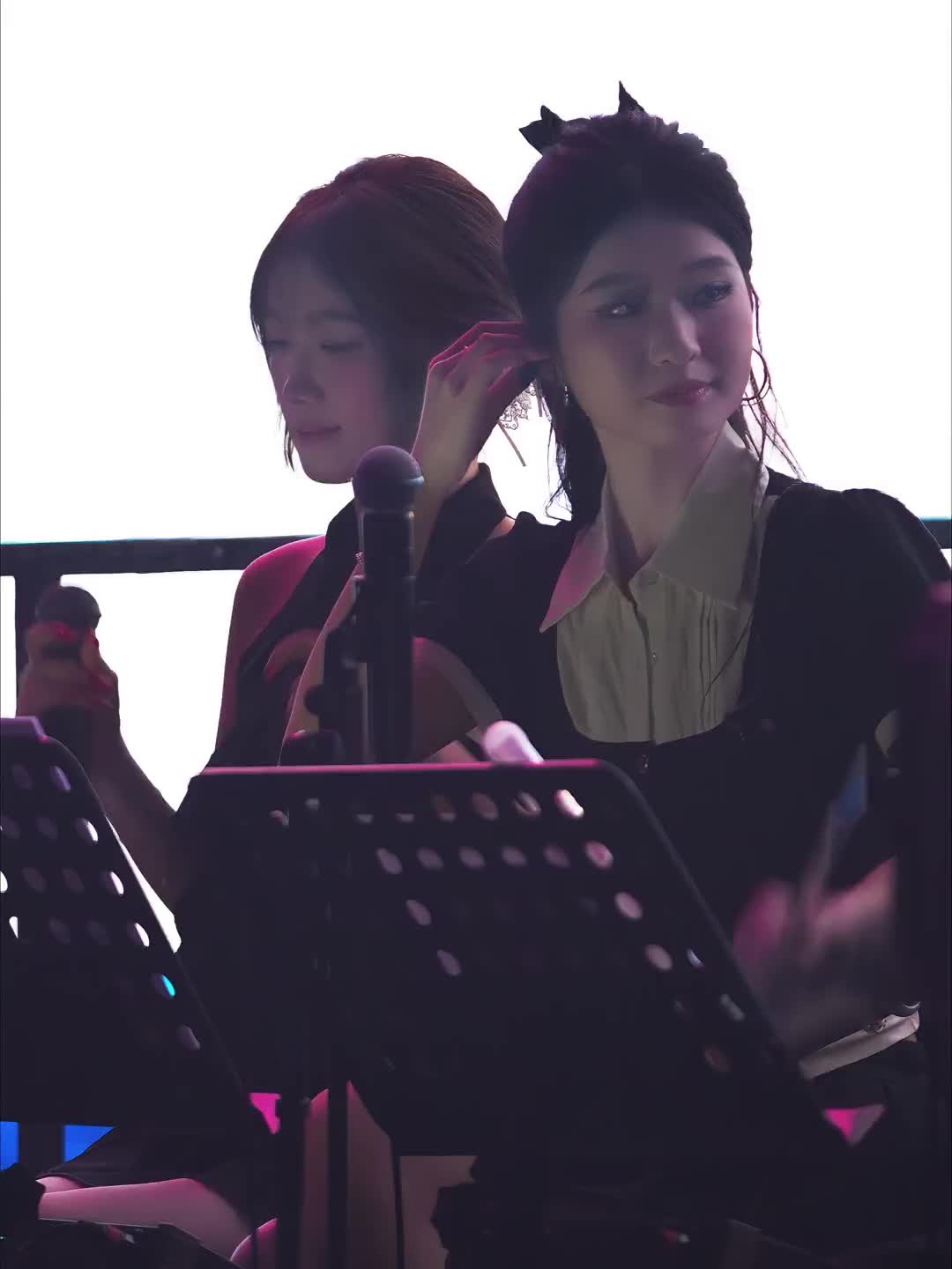 @Thỏ Music 🎧