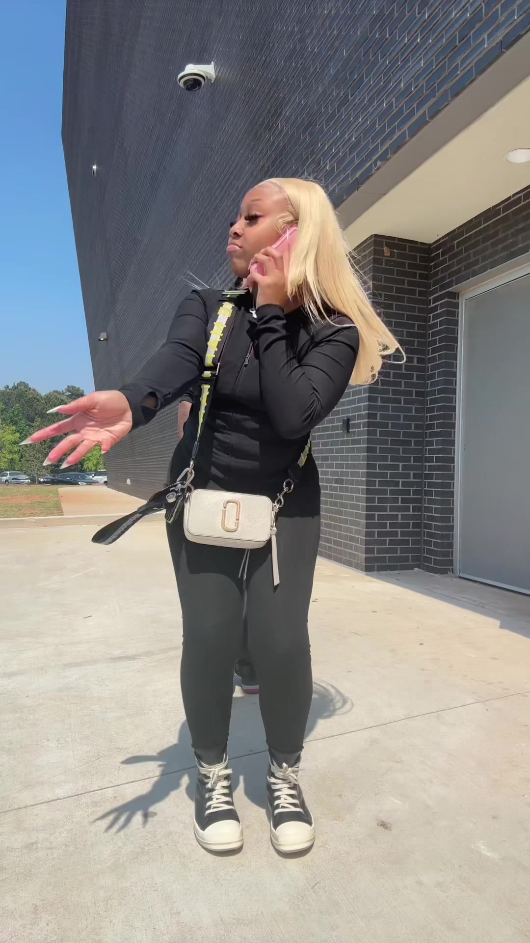 @shaniya janai