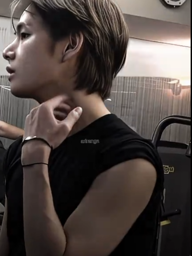 @JIN UTT
