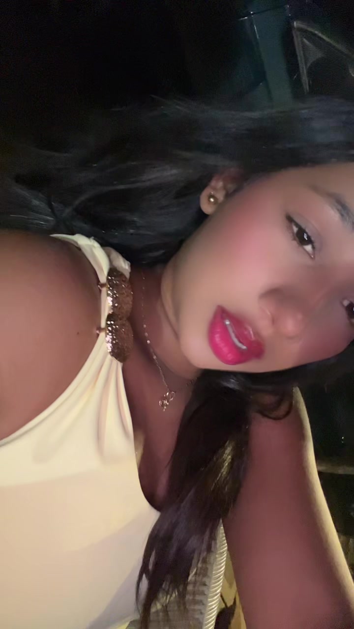 @🦋.