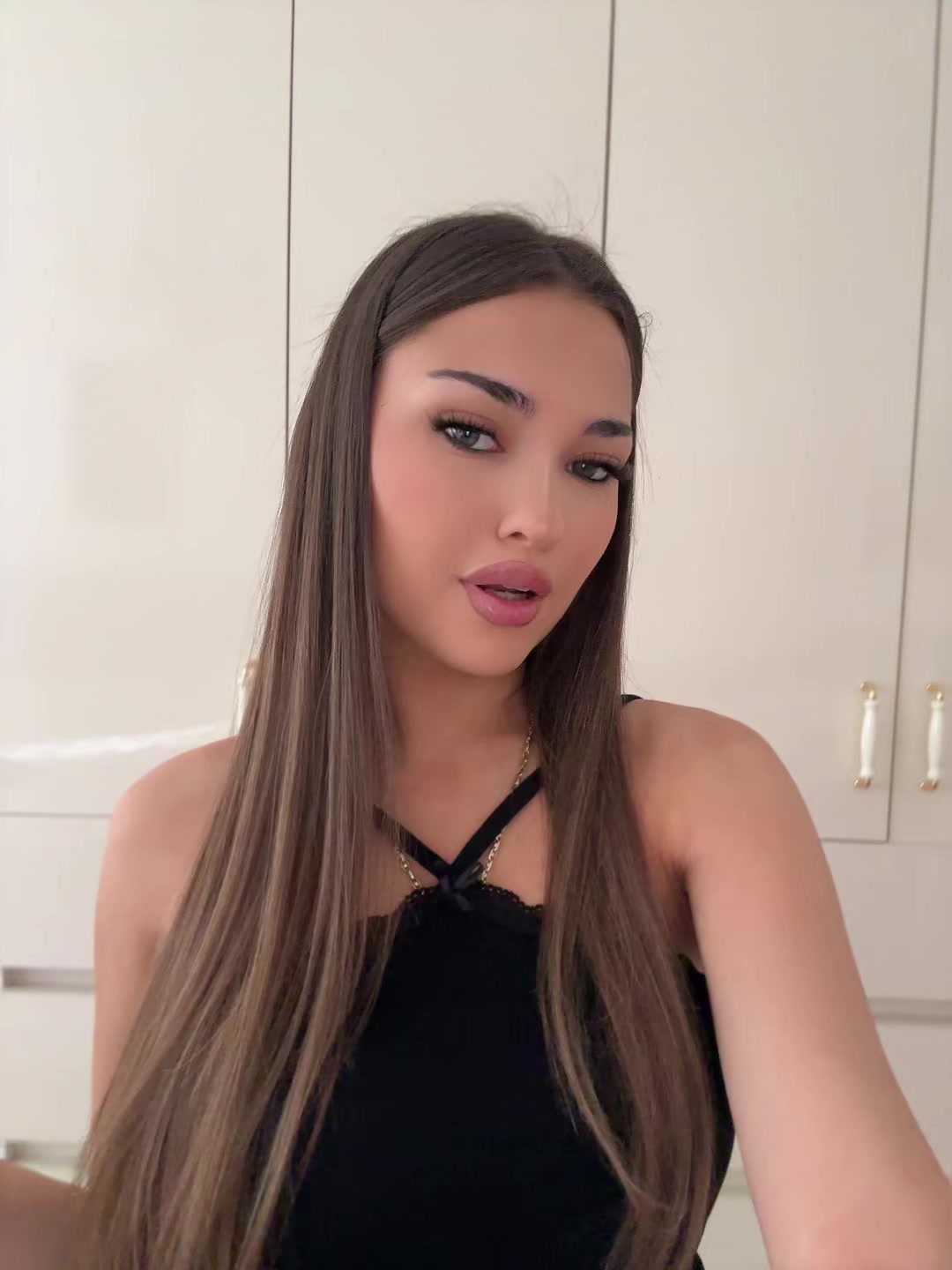 @Elsajashanica