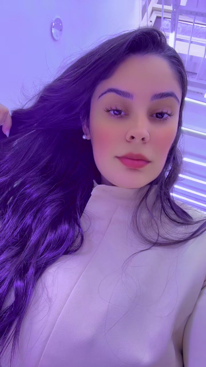 @J&eacute;ssica Lenhardt