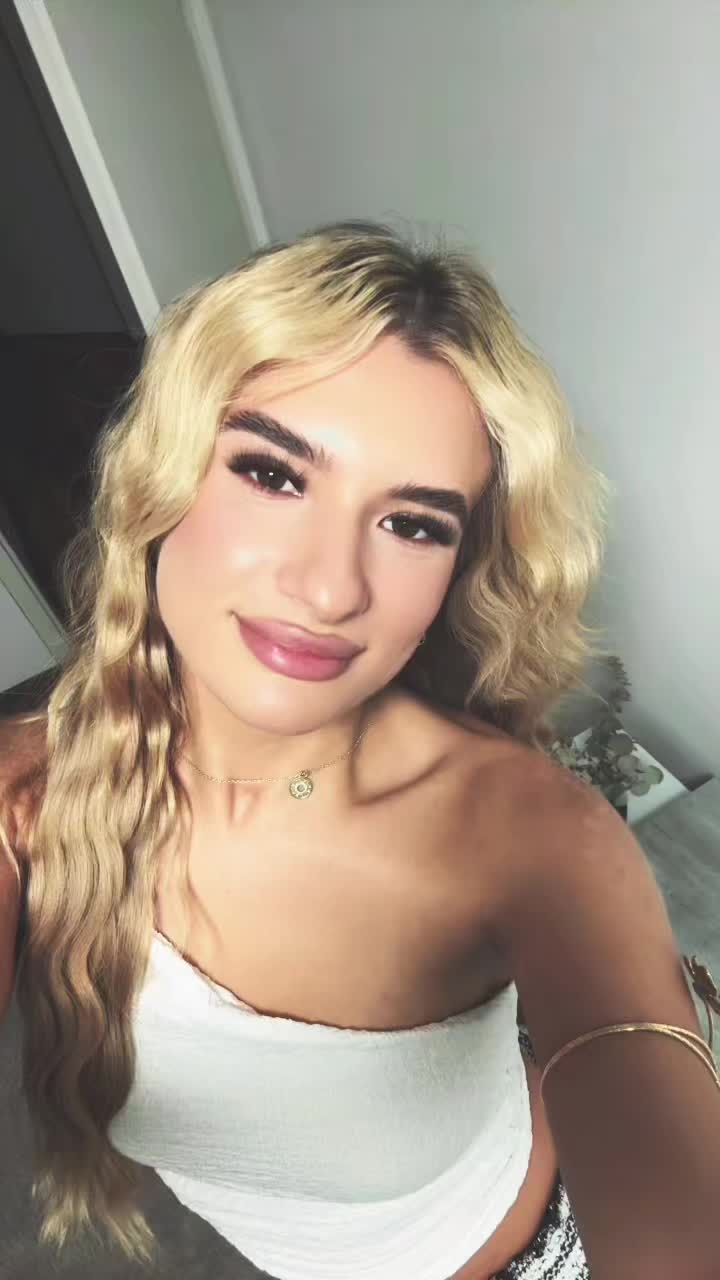 @alinaaaa_2211