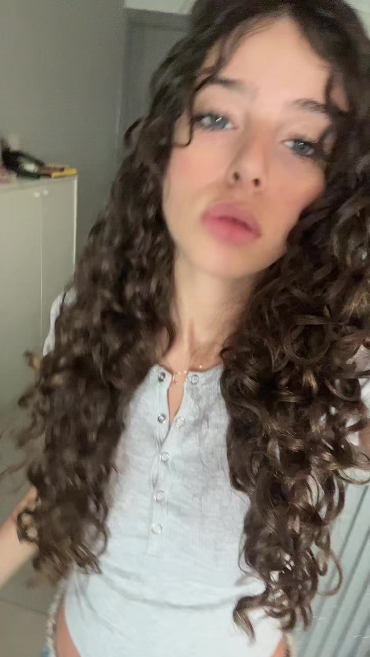 @LOLAAA