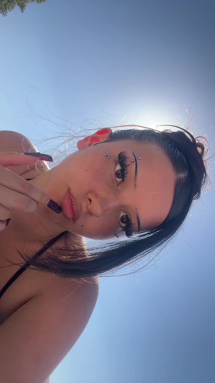 @Moi