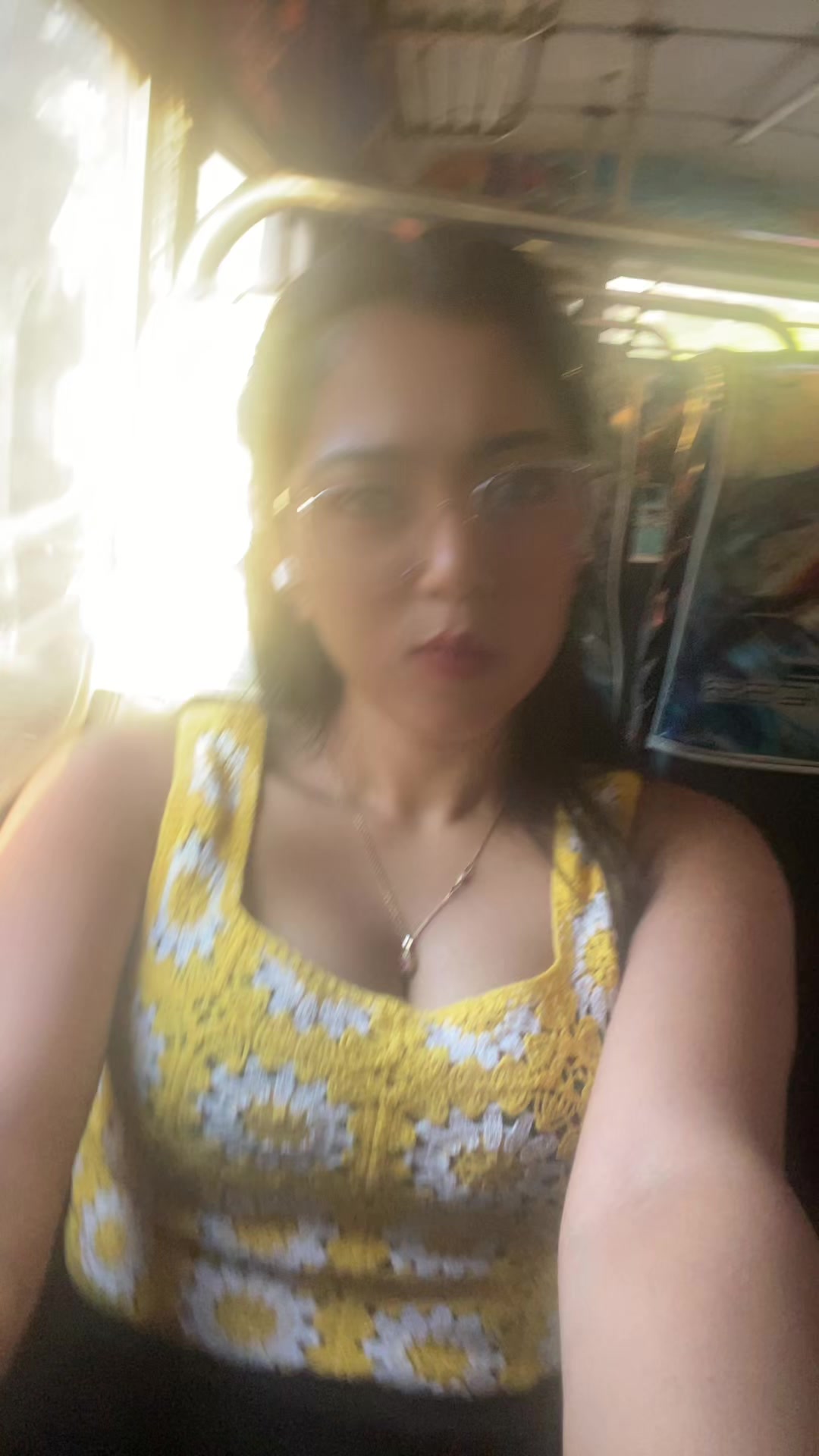 @Yashu 😗🌚💕