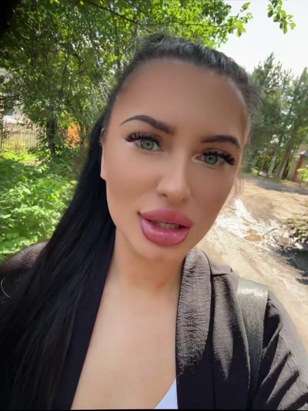@Valleriik