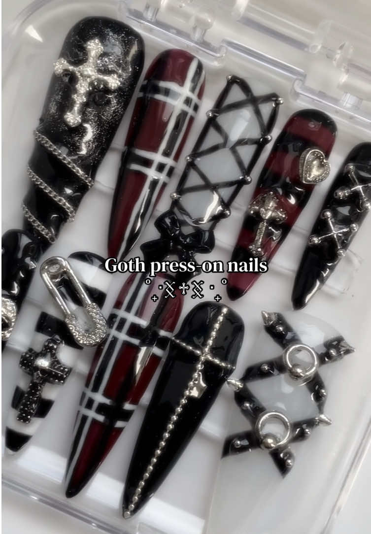@๐๐ถ๐๐๐เผหห | press on nails