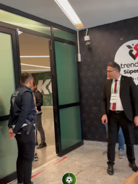 @FutbolArena