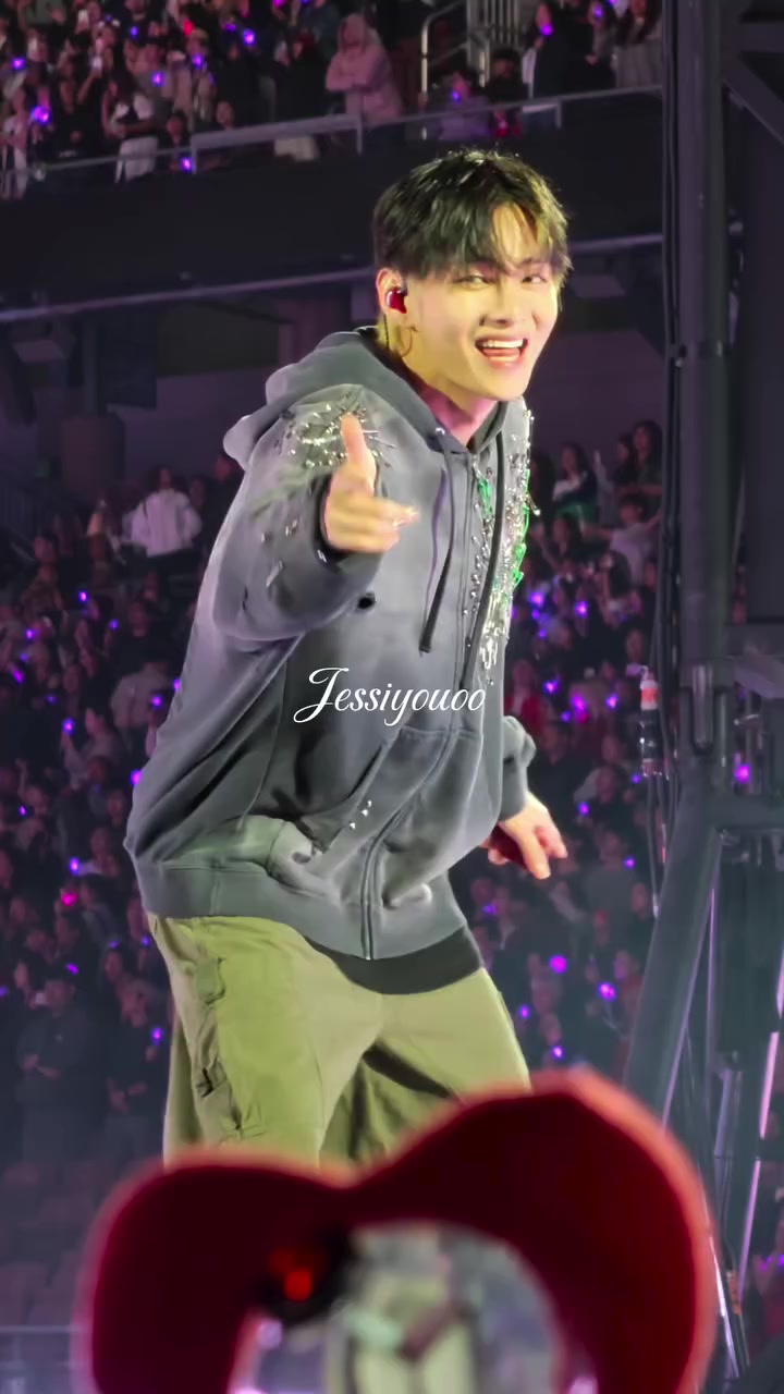 @_taehyungiee.v_