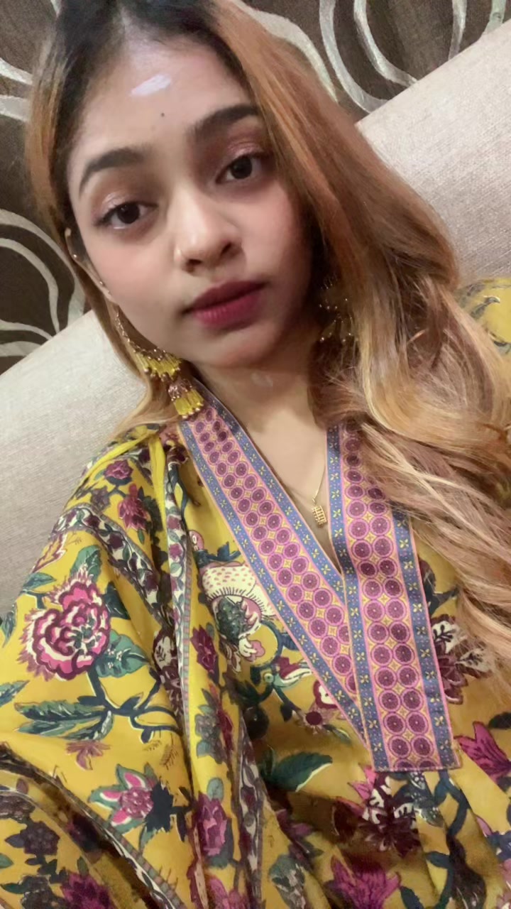 @Jenishaa._