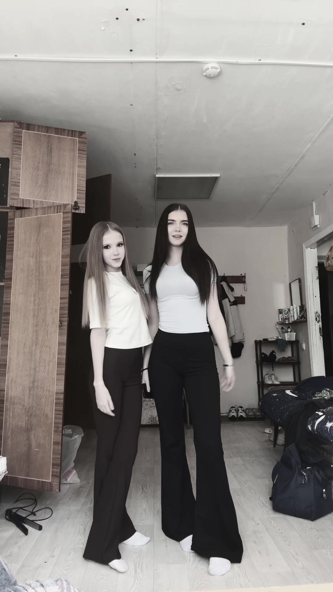 @ Мали осамаСонова